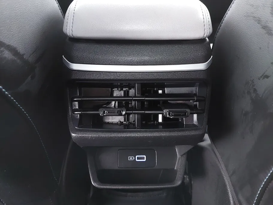 2025 جيلي Emgrand GF 