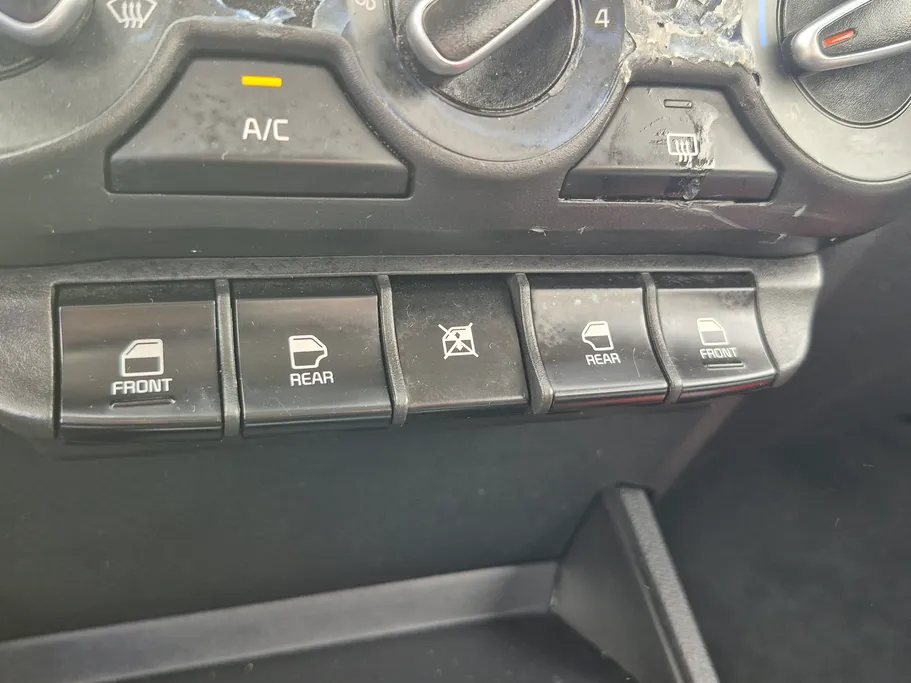 2022 كيا Pegas LX 