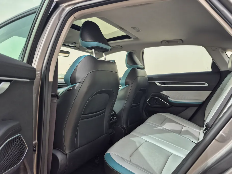 جيلي امجراند GF 2025 