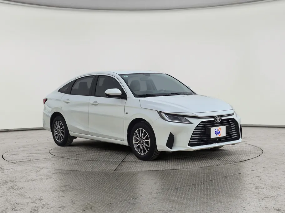2023 Toyota Yaris  Y 
