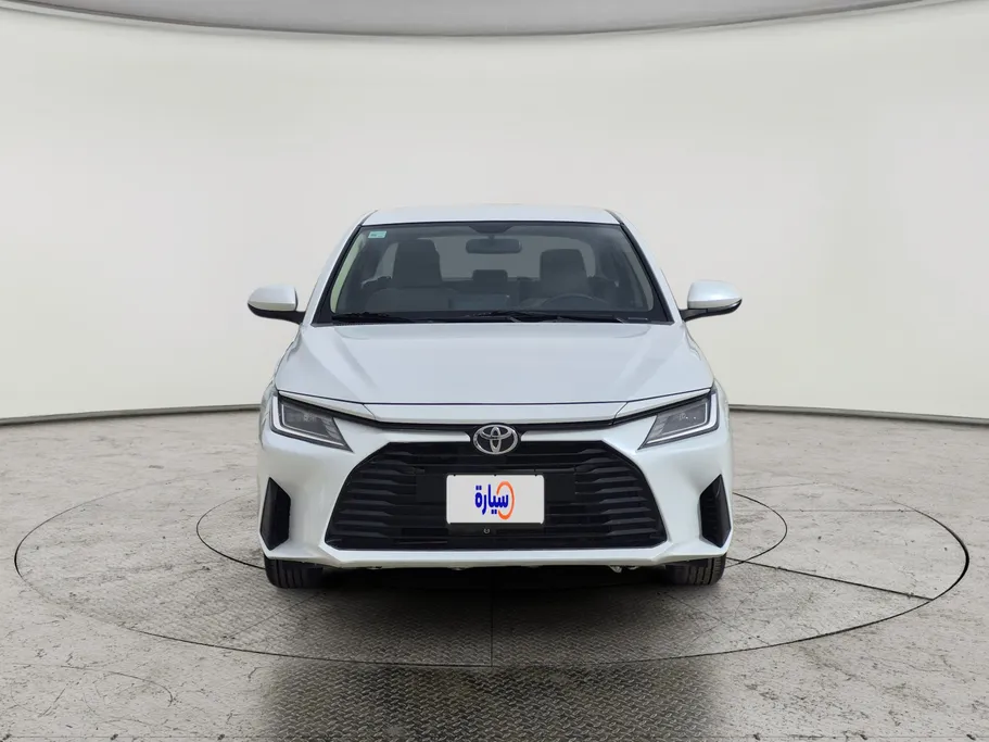 2023 Toyota Yaris  Y 