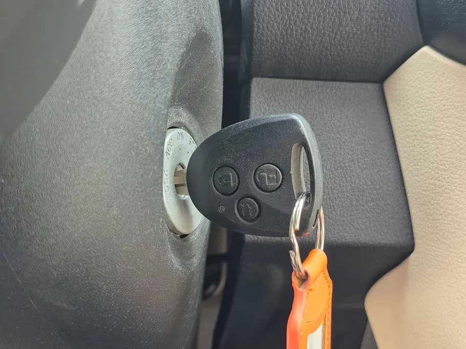 2023 Toyota Yaris  Y 