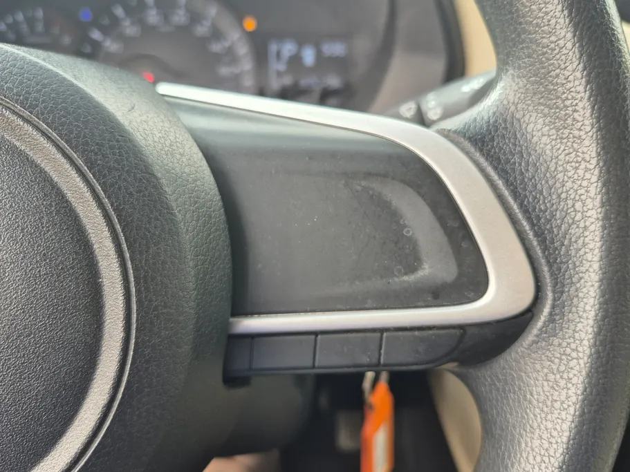 2023 Toyota Yaris  Y 