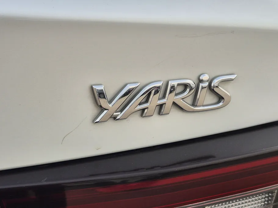 2023 Toyota Yaris  Y 