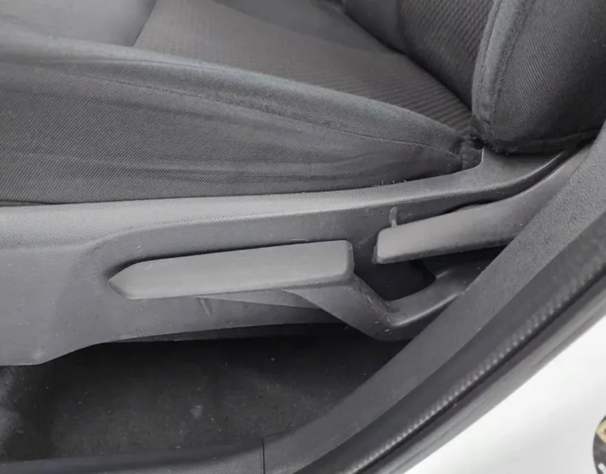 2024 Toyota Yaris  Y 