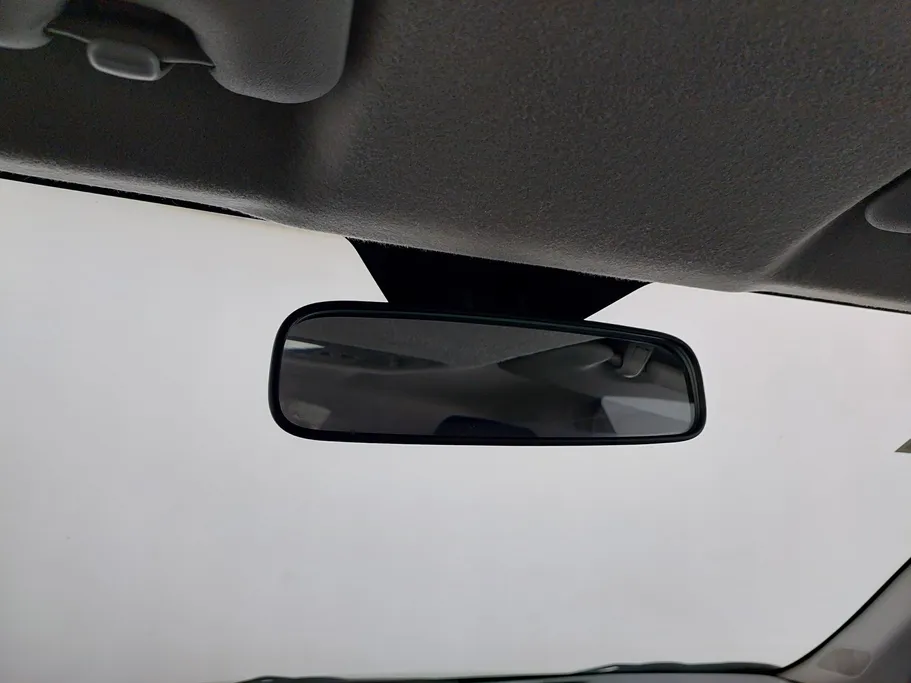 2024 Toyota Yaris  Y 