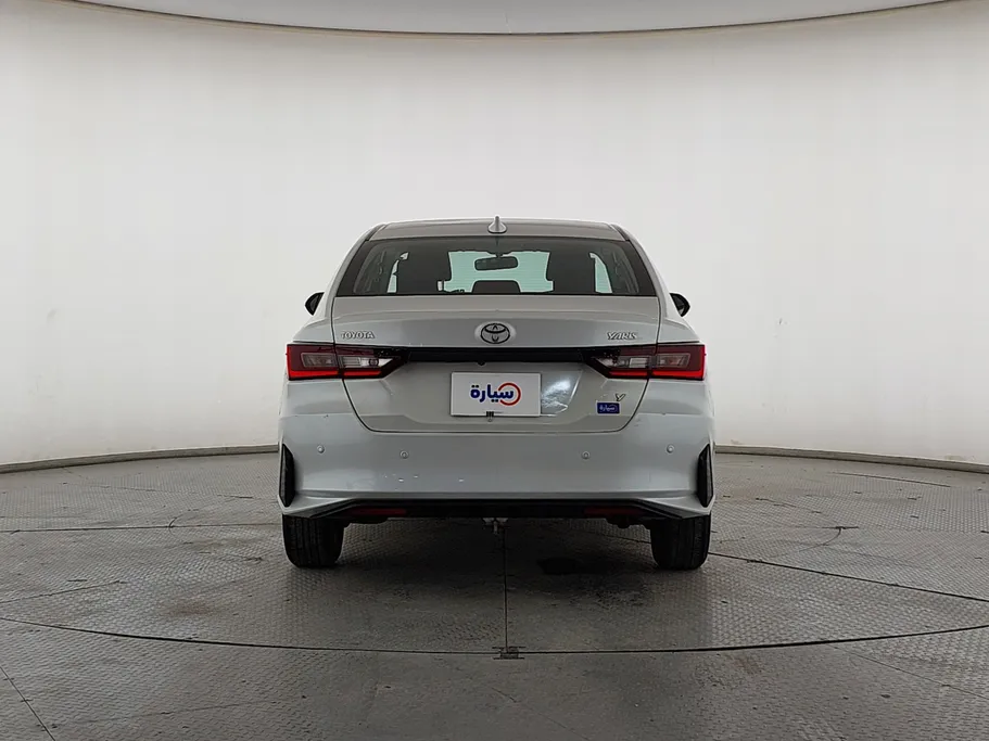 2024 Toyota Yaris  Y 