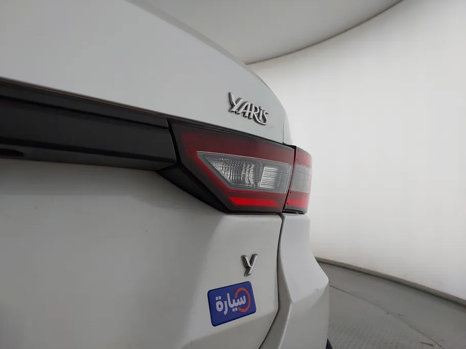 2024 Toyota Yaris  Y 