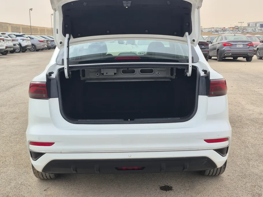 جيلي امجراند GF 2025 