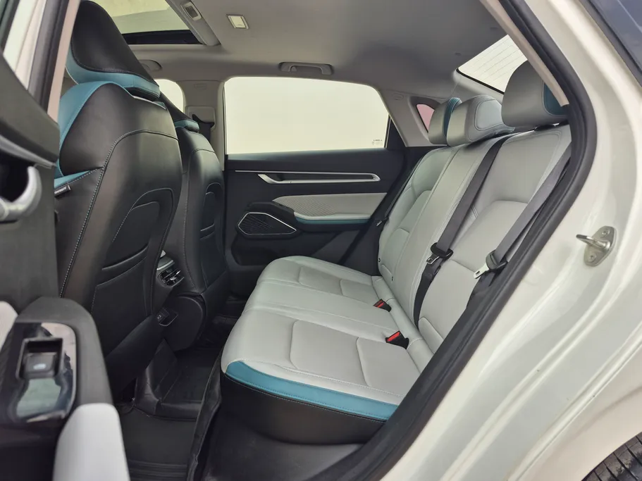 جيلي امجراند GF 2025 