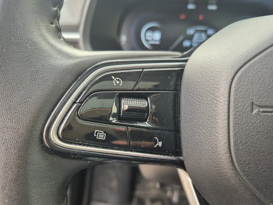 جيلي امجراند GF 2025 