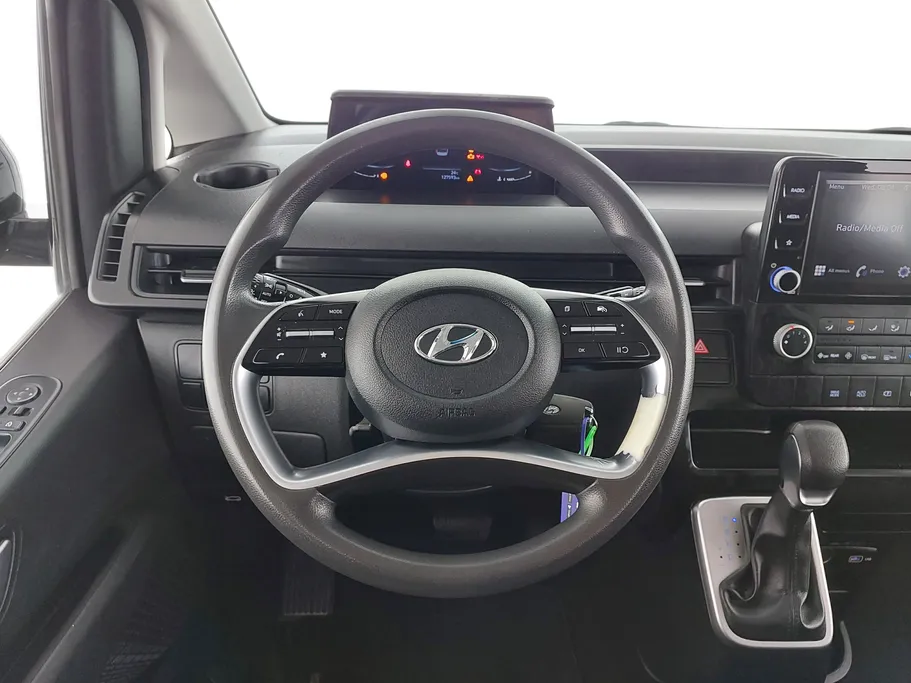2023 Hyundai Staria Smart 9 ST 