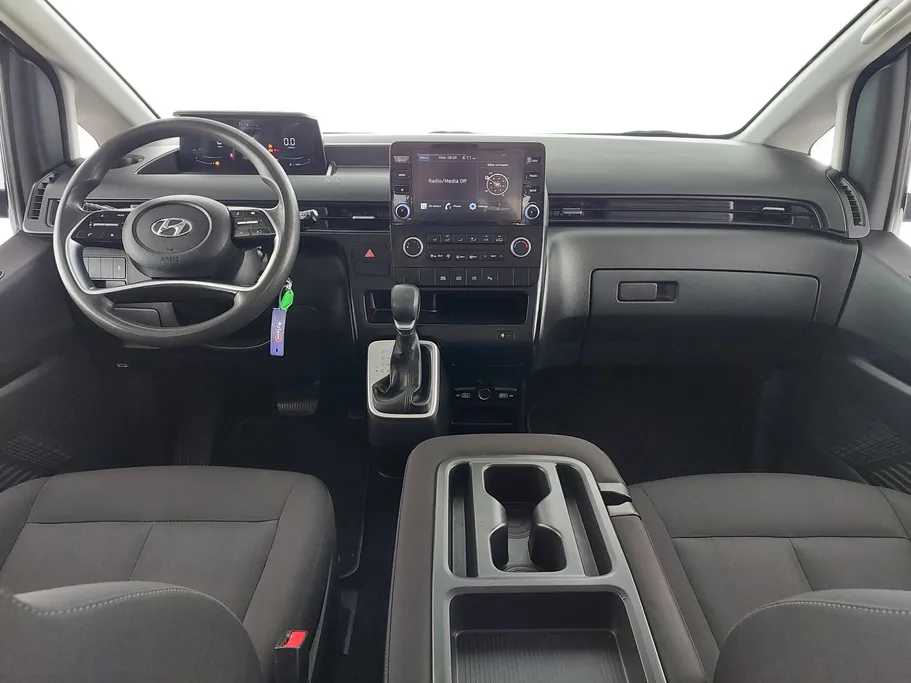 2023 Hyundai Staria Smart 9 ST 