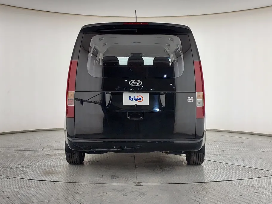 2023 Hyundai Staria Smart 9 ST 