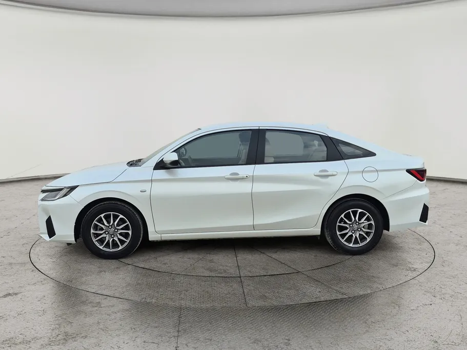 2023 تويوتا Yaris  Y 