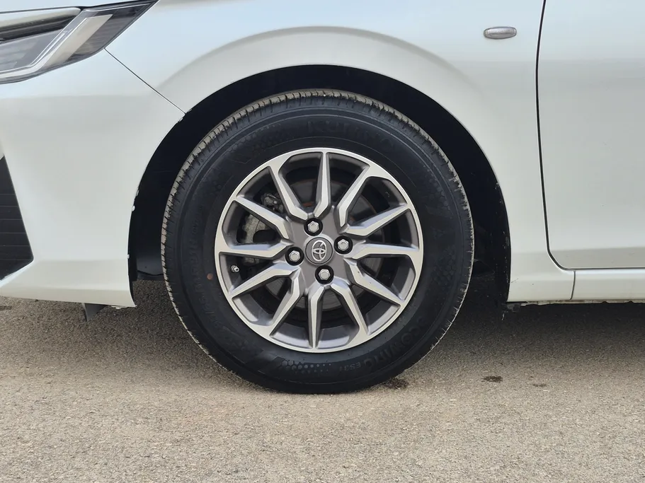 2023 تويوتا Yaris  Y 