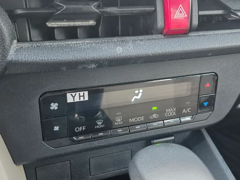 2023 تويوتا Yaris  Y 