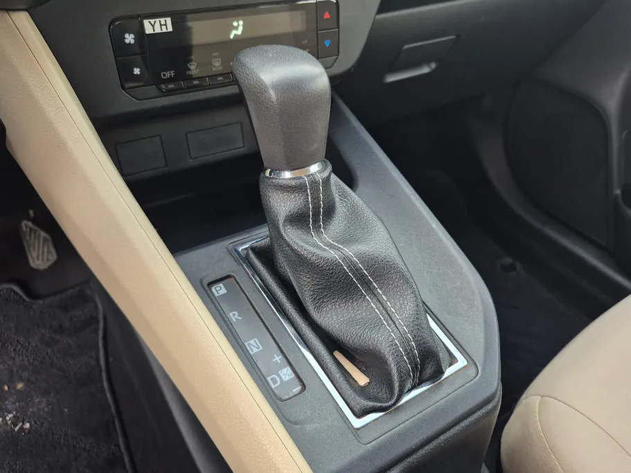 2023 تويوتا Yaris  Y 