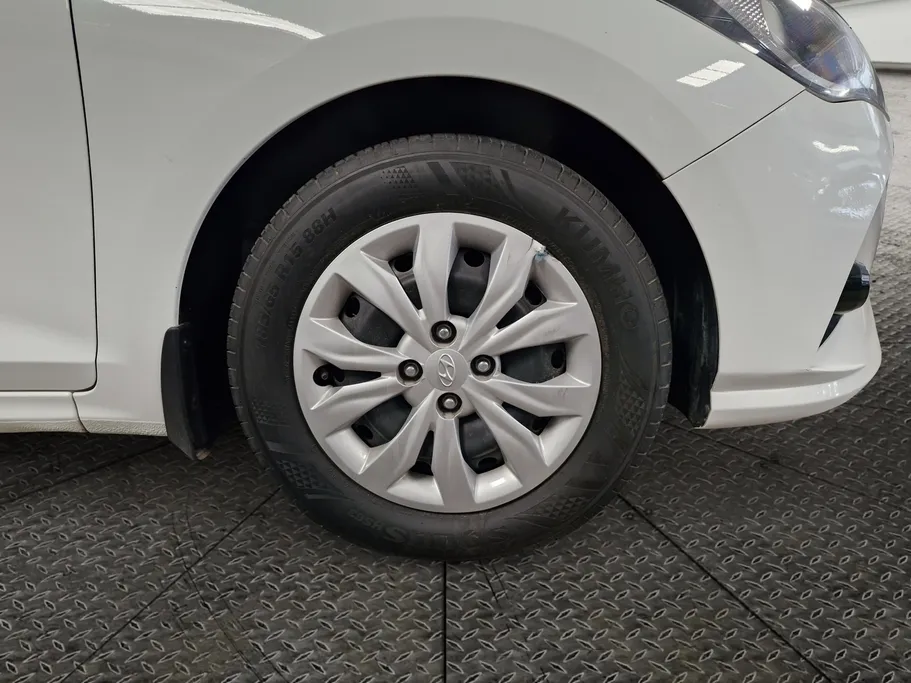 2023 Hyundai Accent Smart 