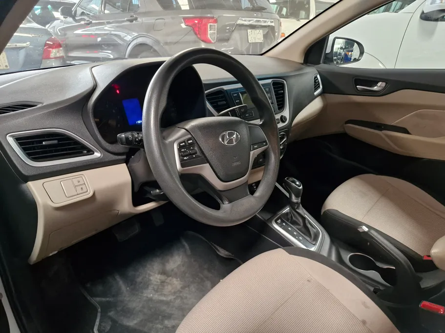 2023 Hyundai Accent Smart 