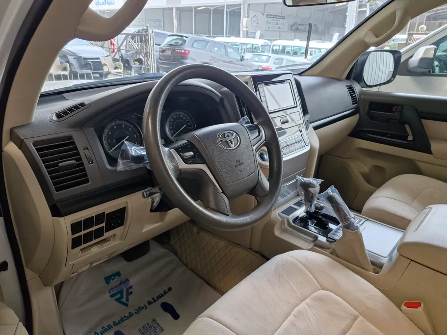 تويوتا لاندكروزر G 2020 