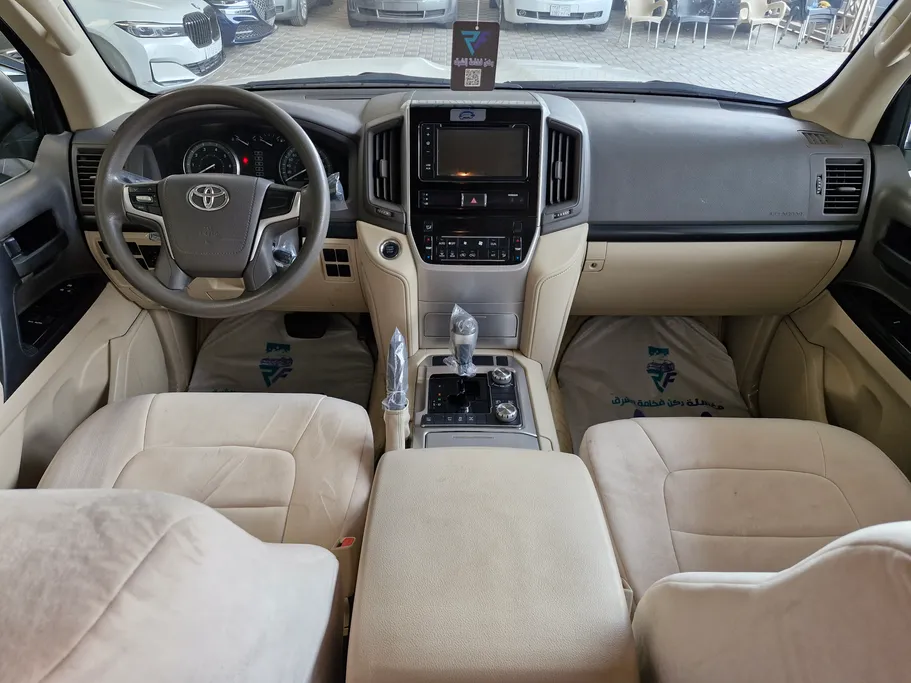 تويوتا لاندكروزر G 2020 