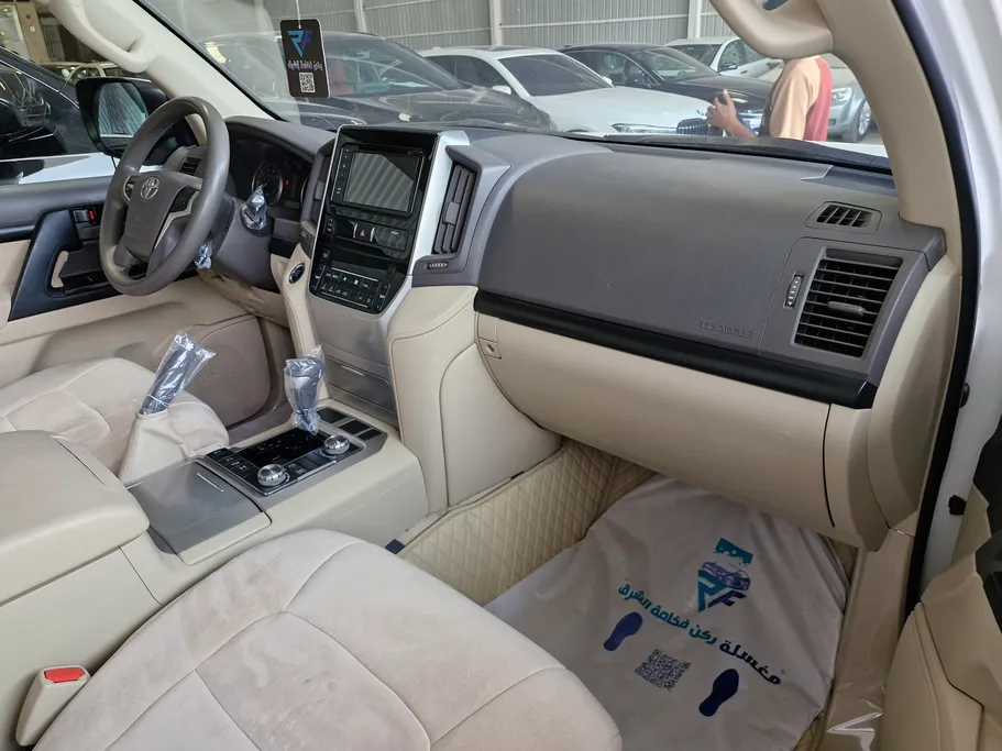 تويوتا لاندكروزر G 2020 