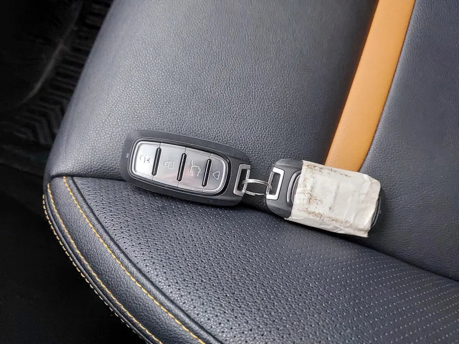 2023 FAW Bestune T77  