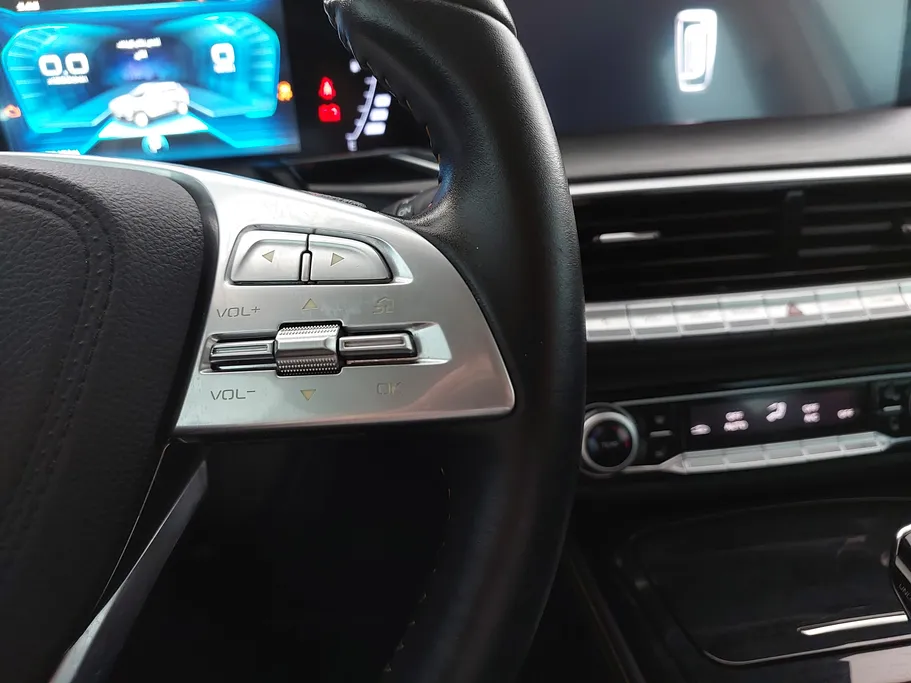 2023 FAW Bestune T77  