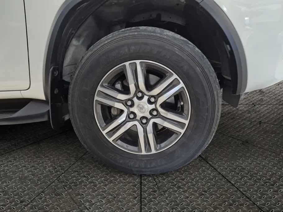 تويوتا فورتشنر VX 2022 