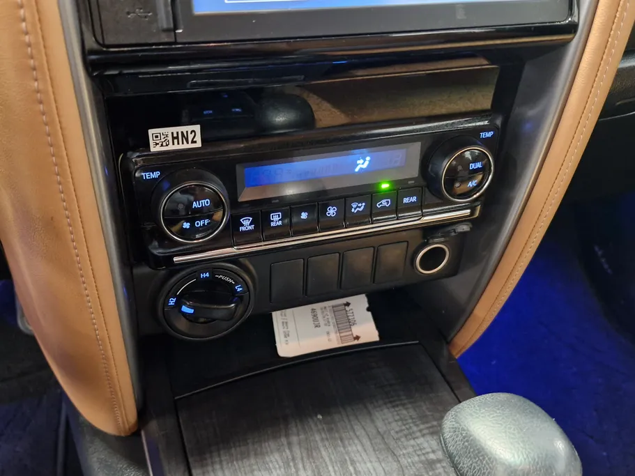 تويوتا فورتشنر VX 2022 