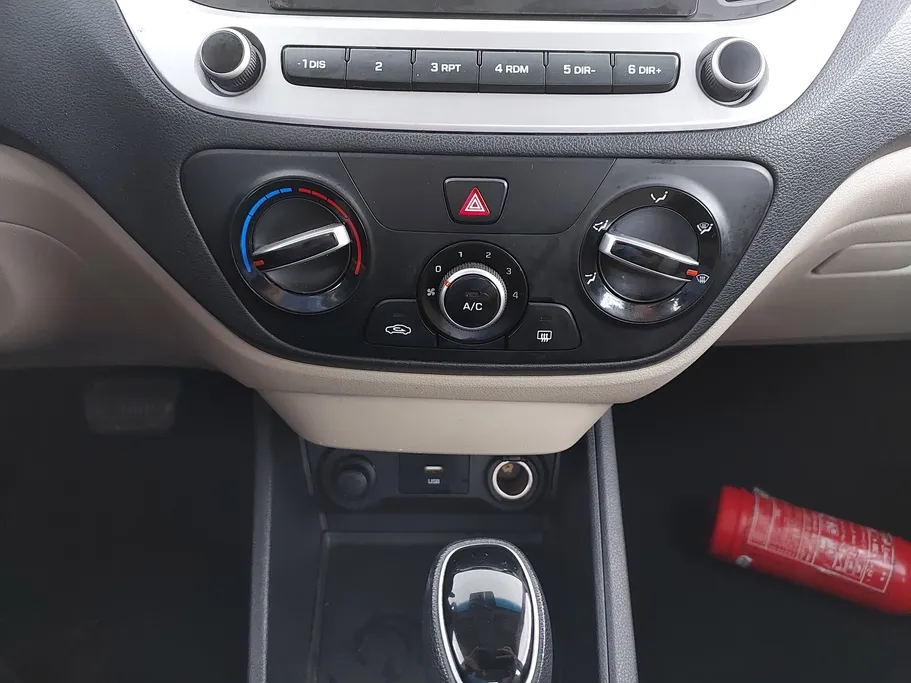 2023 Hyundai Accent Smart 