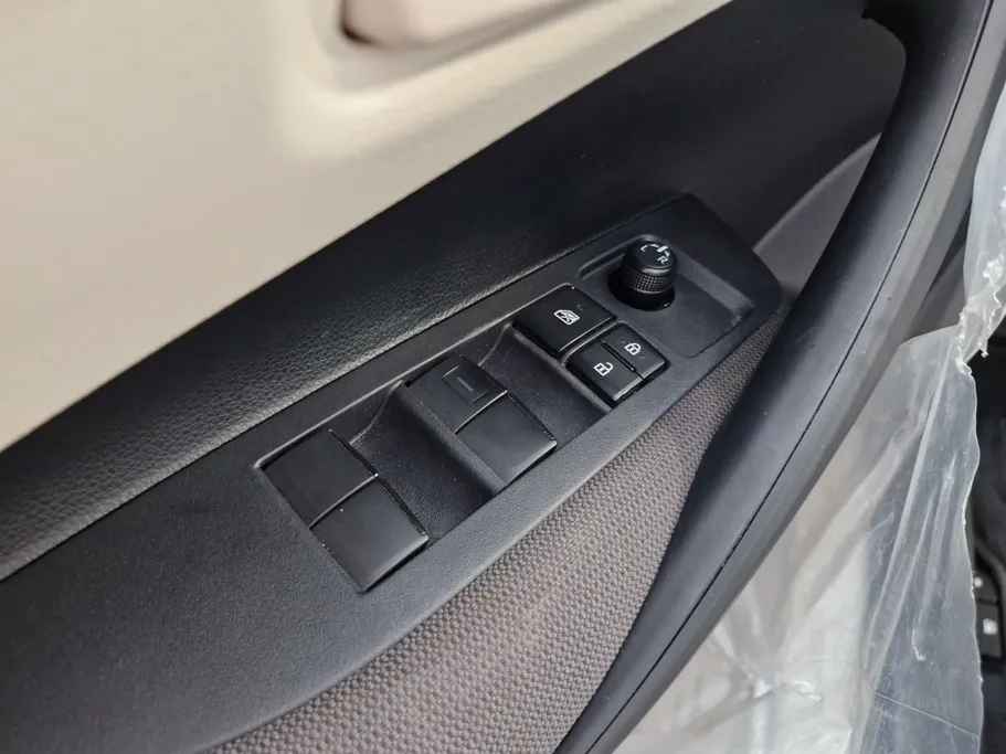 2025 Toyota Corolla XLI Executive Moonroof 