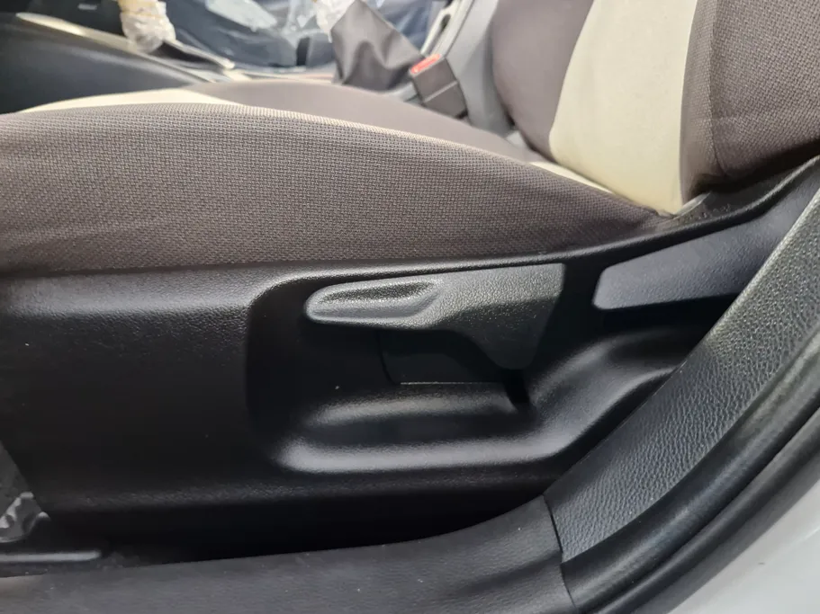 2025 Toyota Corolla XLI Executive Moonroof 