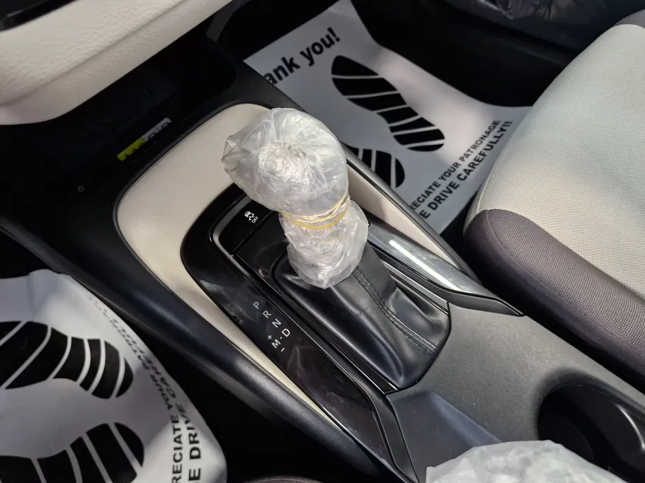 2025 Toyota Corolla XLI Executive Moonroof 