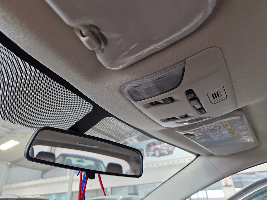2025 Toyota Corolla XLI Executive Moonroof 