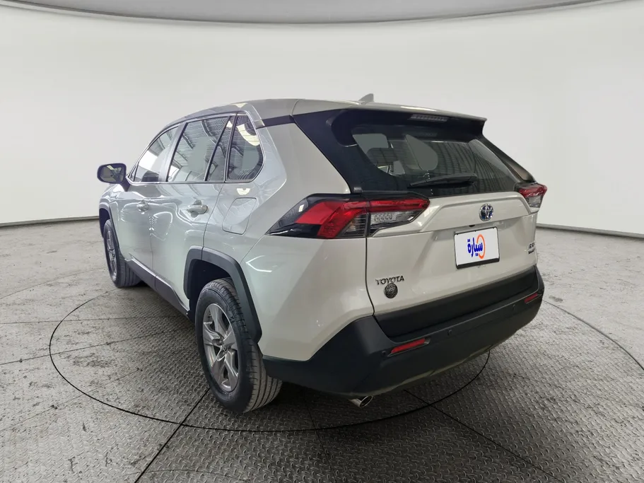 2023 Toyota RAV4 LE HEV 