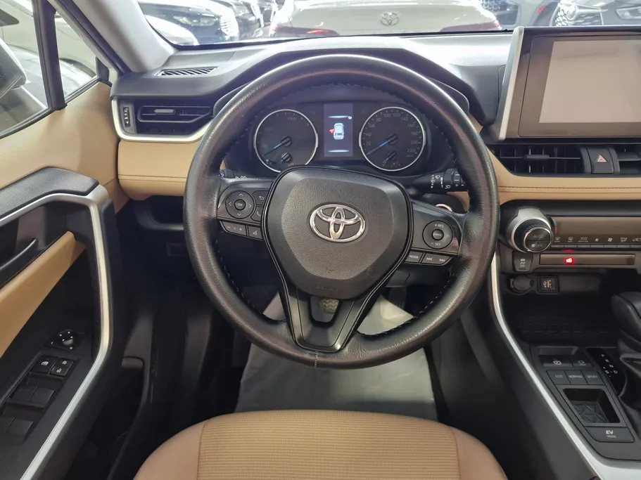 تويوتا راف فور LE HEV 2023 