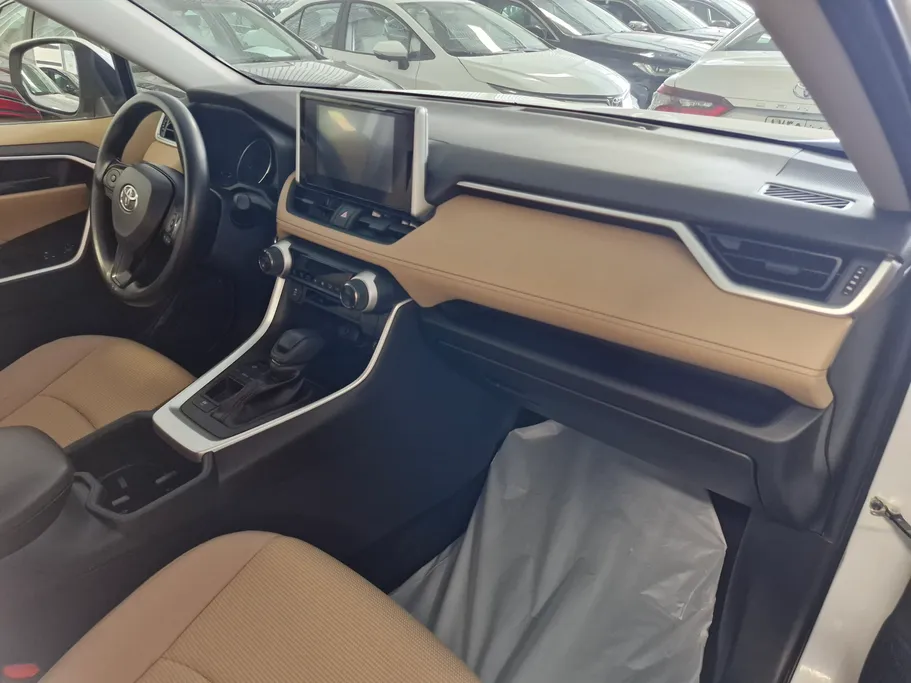 تويوتا راف فور LE HEV 2023 