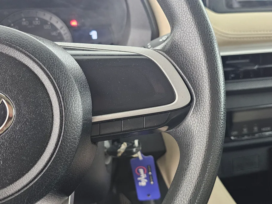 تويوتا يارس Y 2023 