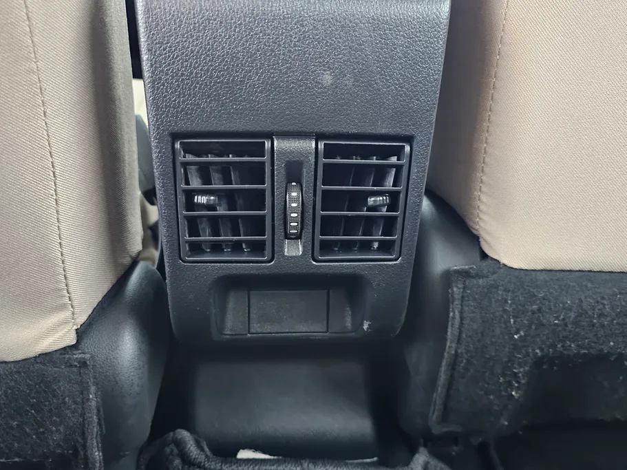 تويوتا يارس Y 2023 