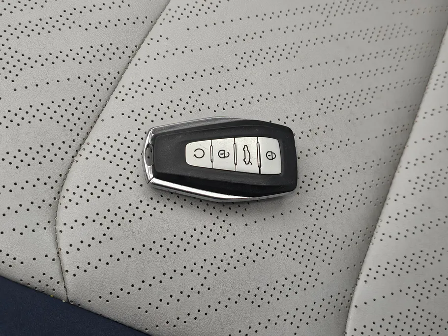 2024 جيلي Emgrand GF 