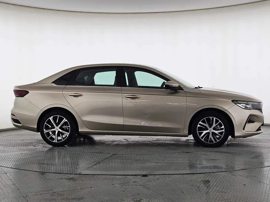 2024 جيلي Emgrand GF 