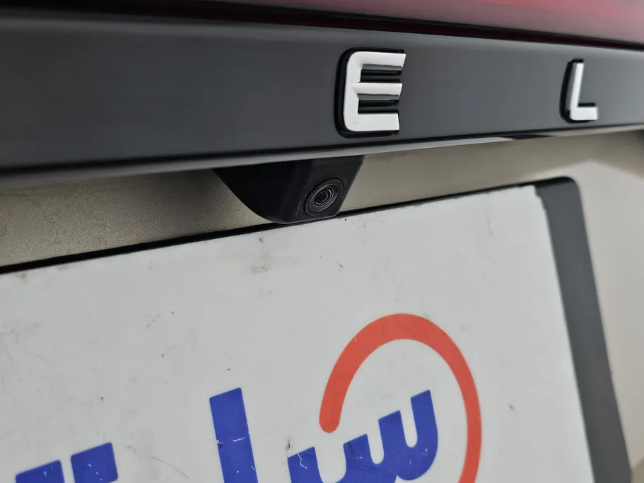 2024 جيلي Emgrand GF 