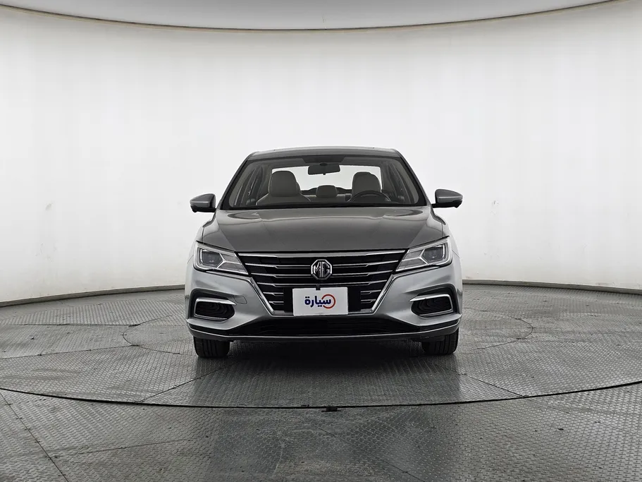 ام جي 5 LUX 2023 