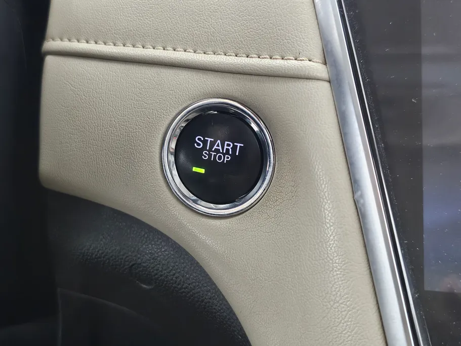 ام جي 5 LUX 2023 