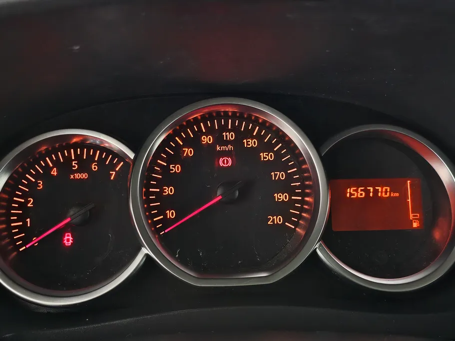 2021 Renault Docker Van بضاعة 