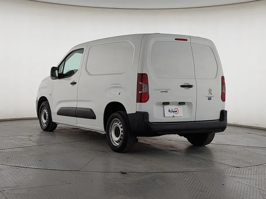 بيجو بارتنر Short van 2022 