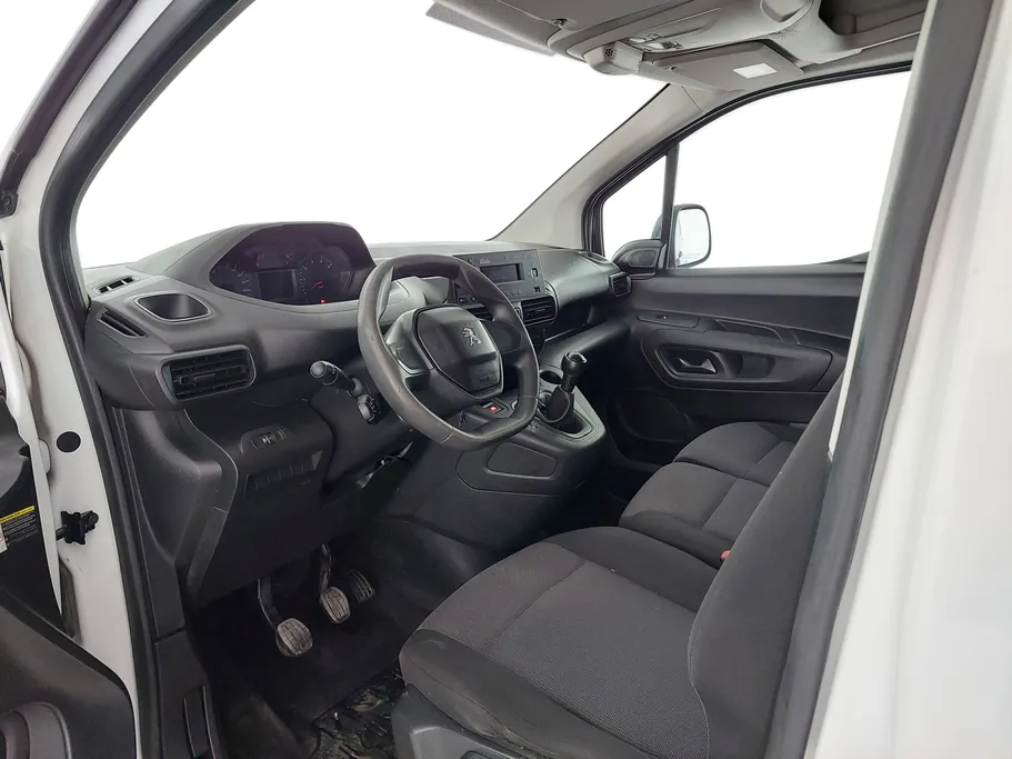 بيجو بارتنر Short van 2022 