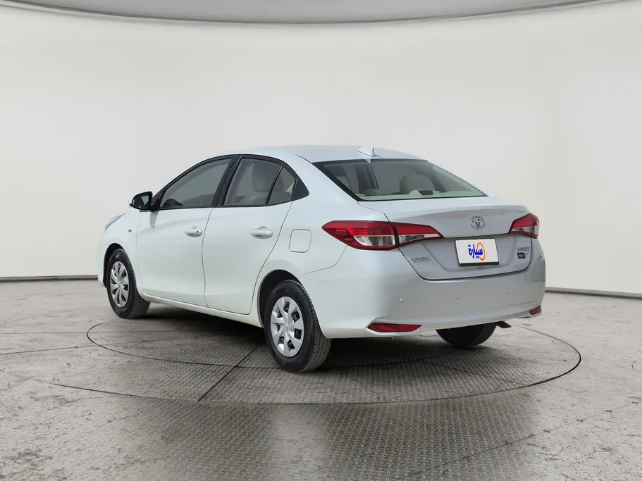 2021 Toyota Yaris  Y 